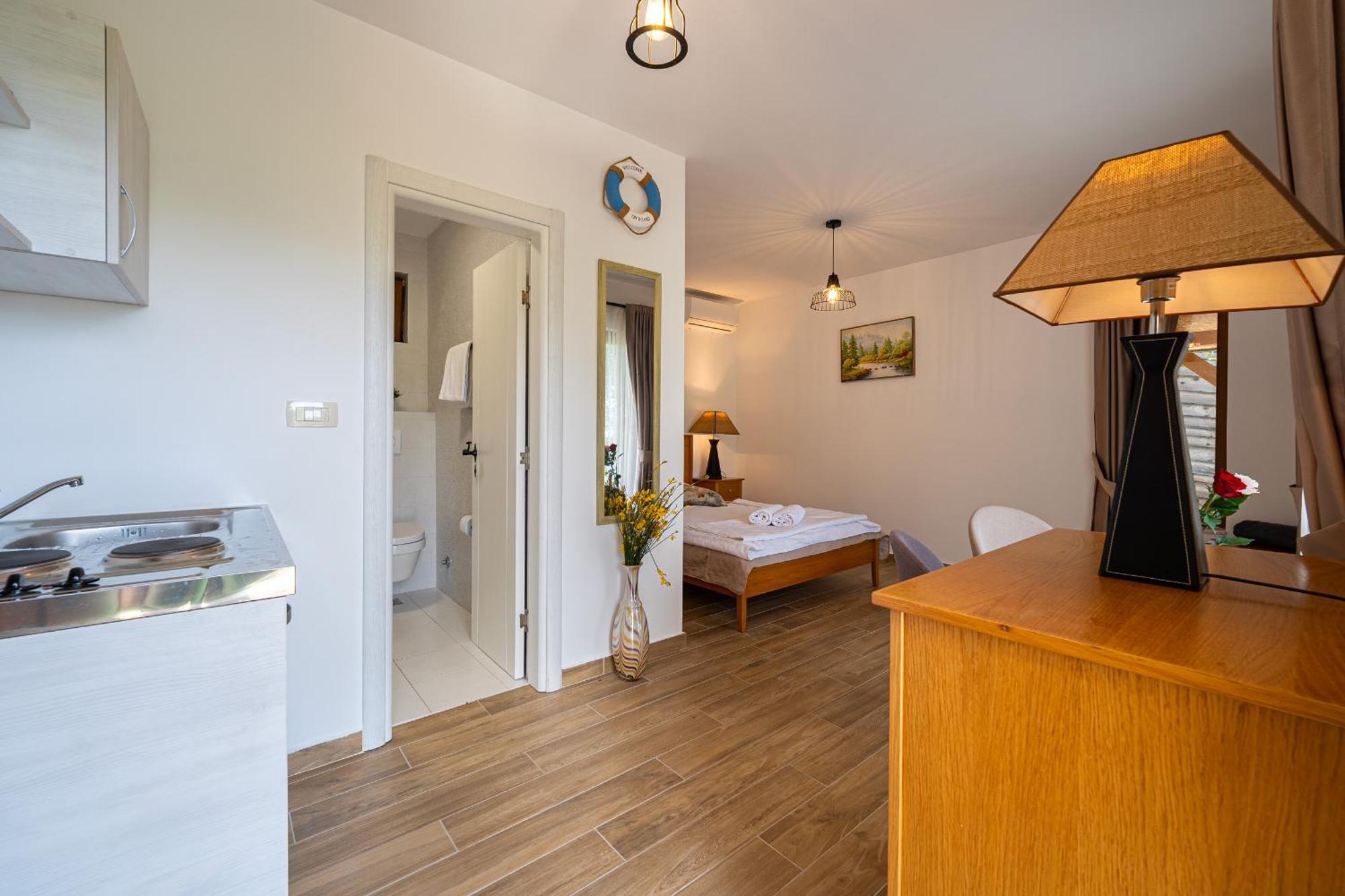 Sunset & Sunrise Villas In Stanisici-Two Villas With Common Pool Budva Kültér fotó