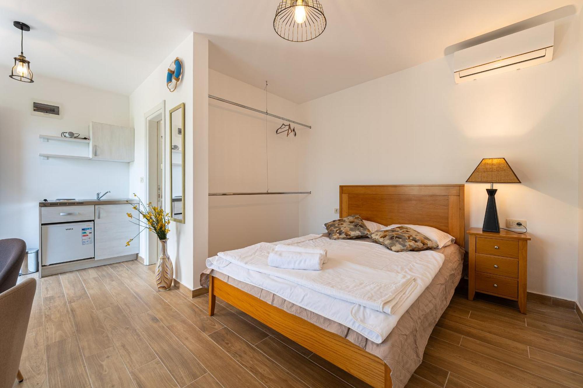 Sunset & Sunrise Villas In Stanisici-Two Villas With Common Pool Budva Kültér fotó