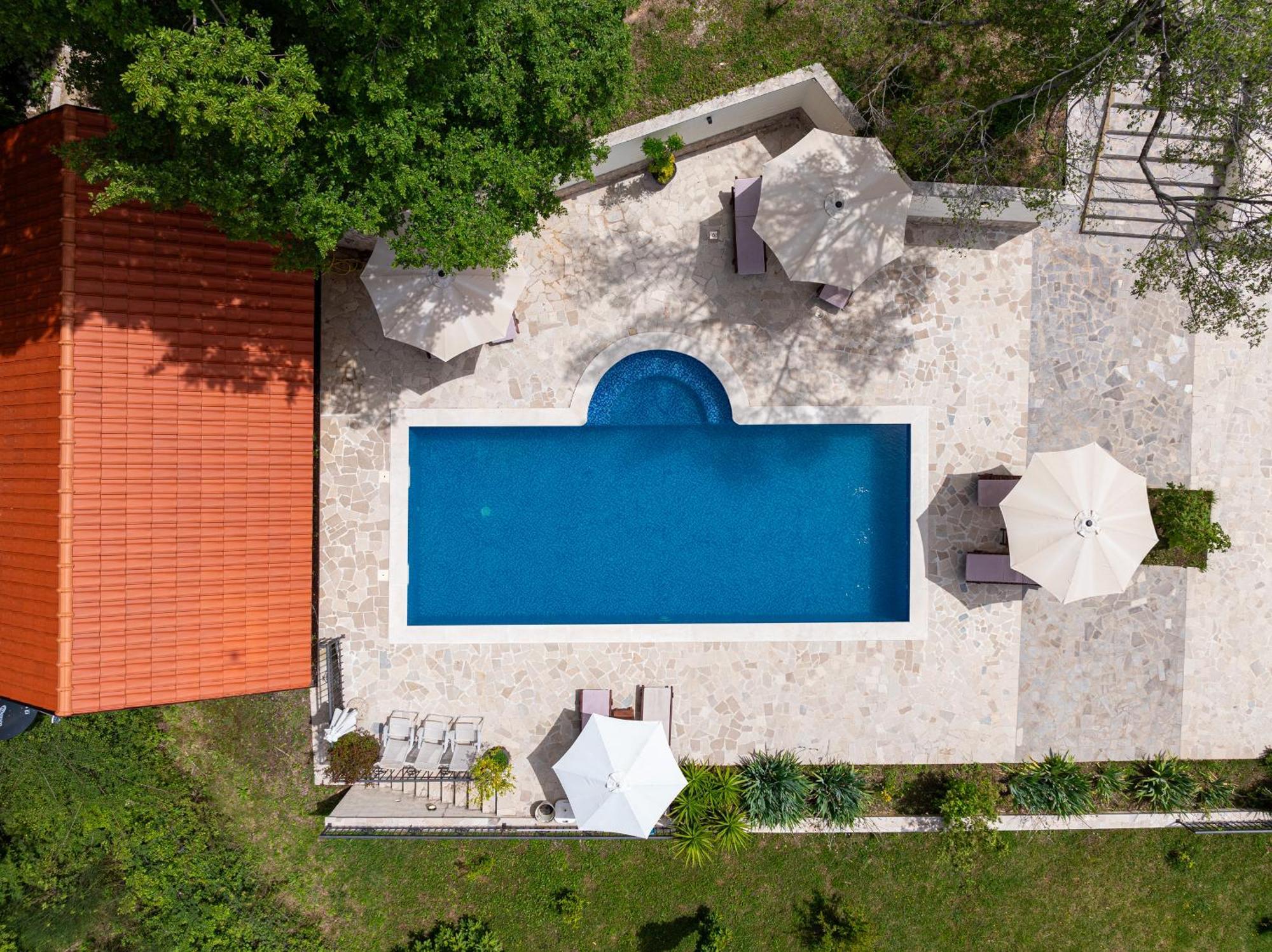 Sunset & Sunrise Villas In Stanisici-Two Villas With Common Pool Budva Kültér fotó