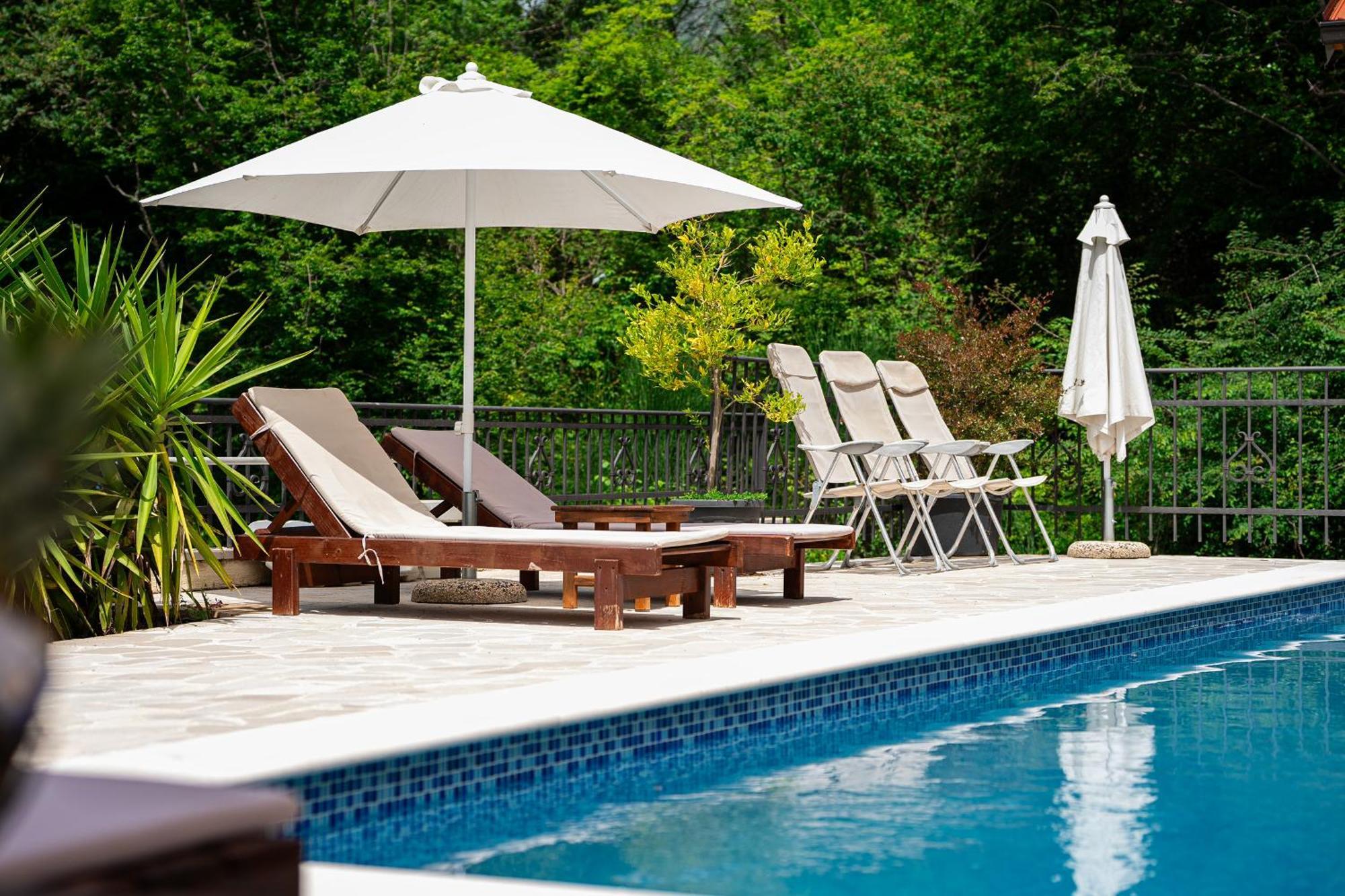 Sunset & Sunrise Villas In Stanisici-Two Villas With Common Pool Budva Kültér fotó